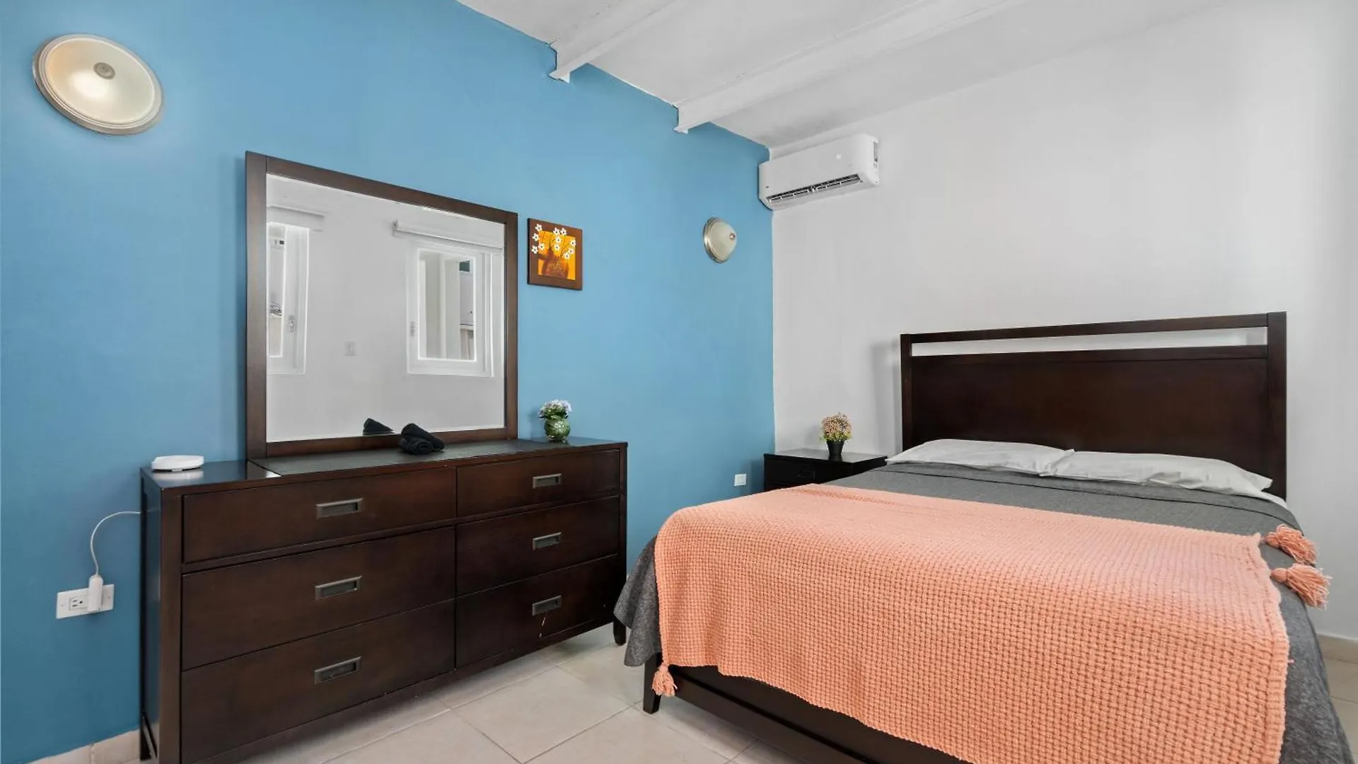 Otium With Pool Pet Friendly Near The Beach San Juan Apartment